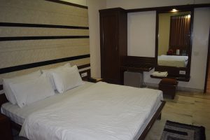ac deluxe room 6