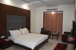 ac super deluxe room 8